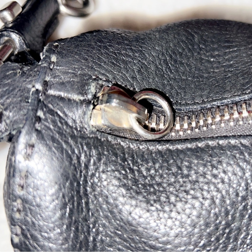 PRADA Authentic Black Leather Shoulder Bag - Picture 10 of 16